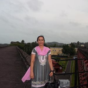 Meet your Posher, Gurmail